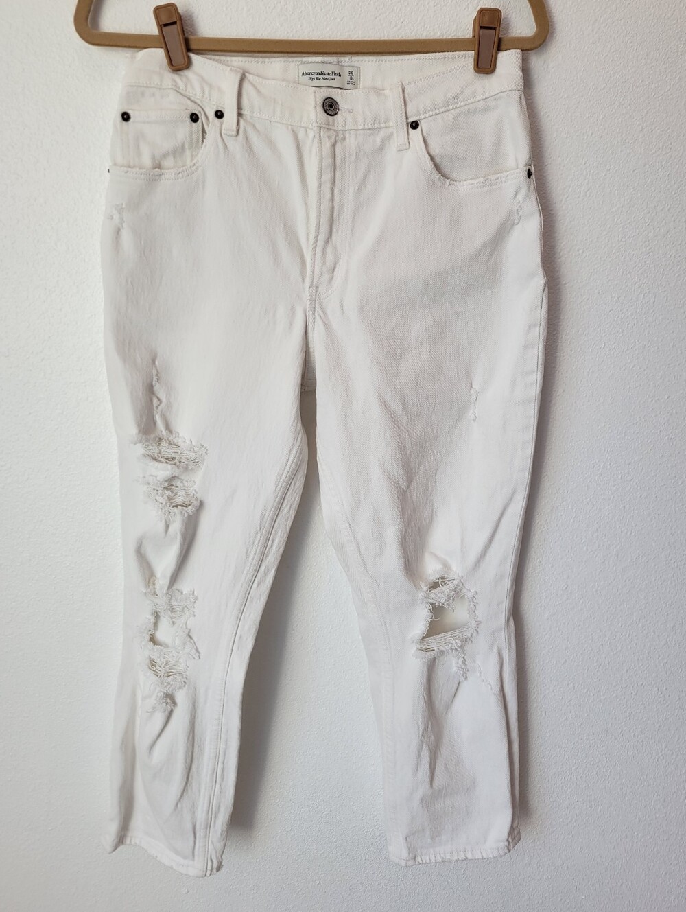 Abercrombie & Fitch High Rise Mom Jeans Womens 29 Short White Distressed Denim